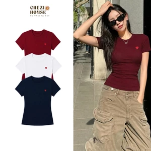 Áo Phông Nữ Cổ Tròn Thêu Trái Tim Đỏ, Áo Thun Cotton Zip Co Giãn 4 Chiều Basic Form Ôm Nhẹ Tôn Dáng HA8 Chezi house