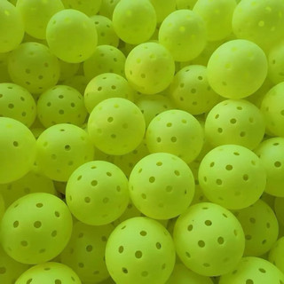 Bóng PickleBall Tiêu Chuẩn 40 lỗ , phù hợp chơi indoor outdoor , bám sân hoàn hảo , độ nảy tốt