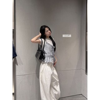 𝐄𝐲𝐞𝐥𝐞𝐭 𝐓𝐨𝐩 - Áo kiểu nữ, Áo 2 dây cổ V phối ren nơ nhien.official NAS00065