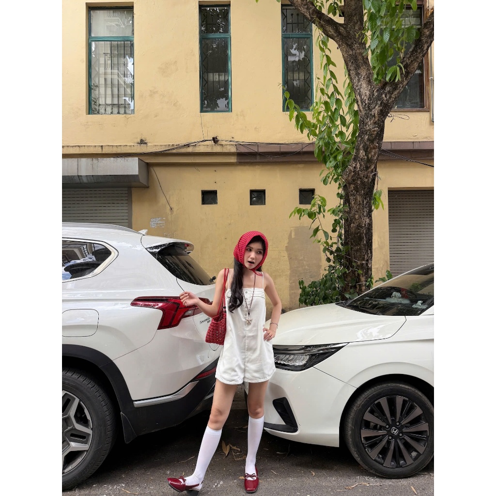 SECODEE Jumpsuit Hai Dây Chất Vải Xô Viền Ren COLLY Đồ Liền Thân Ống Rộng Ngắn Nữ Tính FSUA2604066
