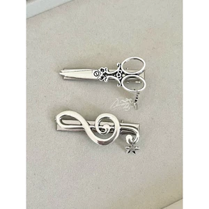 𝐛𝐥𝐨𝐨𝐦𝐞𝐫𝐚.𝐜𝐛 ⭑ - Kẹp tóc/ hair clip kim loại gắn charm