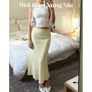 Chân Váy Dài Hoa Nhí Vàng Chanh