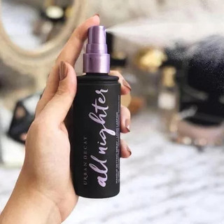 Xịt cố định trang điểm UD giữ lớp nền lâu trôi dầu kiềm dầu dưỡng ẩm không bết da chống nhòe make up cả ngày