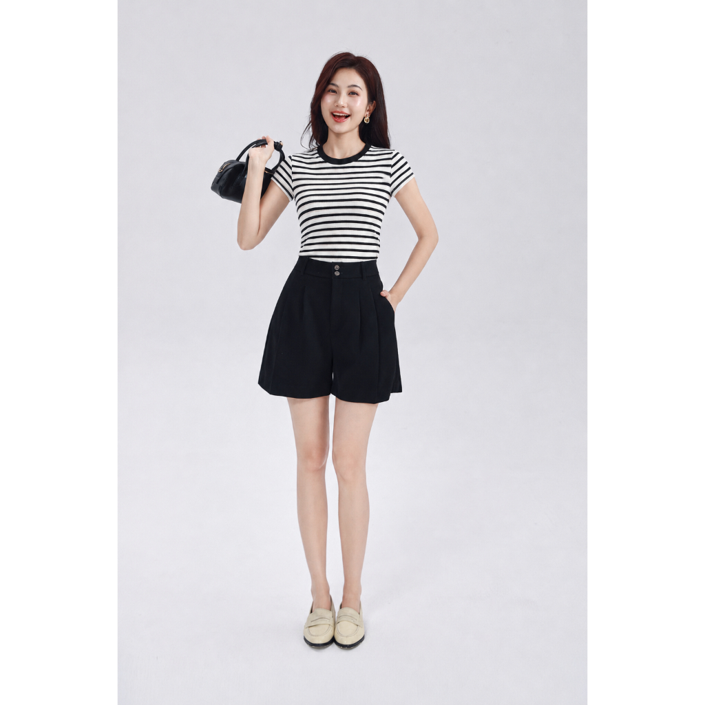 Áo Thun Babytee Nữ GUMAC Form Slim Tay Ngắn Cổ Tròn Basic Chất Gân Sọc Co Giãn Nhẹ Ôm Dáng Trẻ Trung LATG05050