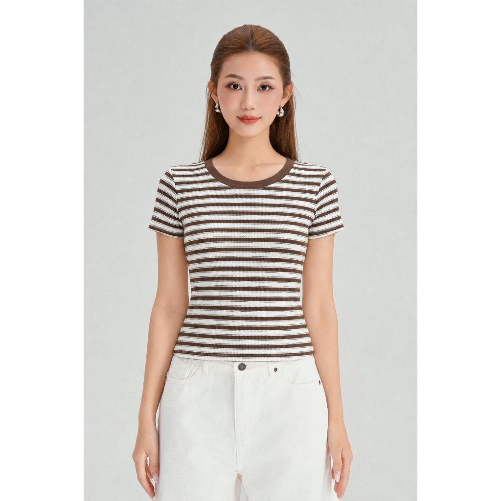 Áo Thun Babytee Nữ GUMAC Form Slim Tay Ngắn Cổ Tròn Basic Chất Gân Sọc Co Giãn Nhẹ Ôm Dáng Trẻ Trung LATG05050
