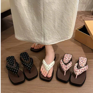 dép kẹp,dép xỏ ngón nữ mùa hè họa tiết chấm bi (đế xuồng)_phong cách hàn quốc trẻ trung êm chân