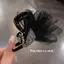 Kẹp càng cua size 8cm họa tiết thiên nga kèm voan xòe