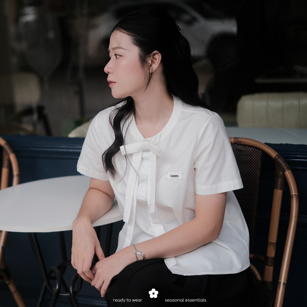 LÀ EM | Áo Chuông Gió - Áo Sơ Mi Kiểu Nữ Cổ Tròn Phối Nơ Tháo Rời Chất Liệu Cotton Gió Mặc Mùa Hè