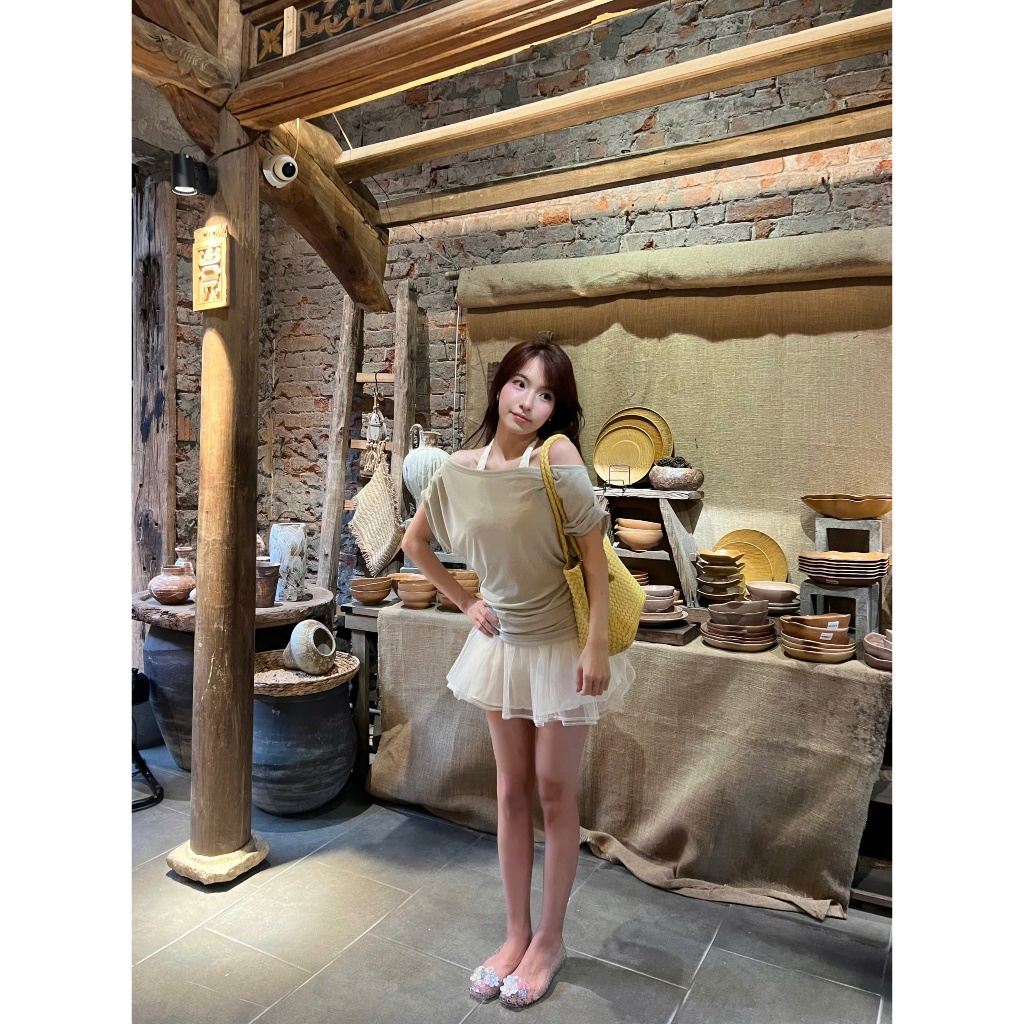 Daria Top (TSW) Áo trễ vai kèm bra cổ yếm ren hoạ tiết Nữ the.sweaterweather