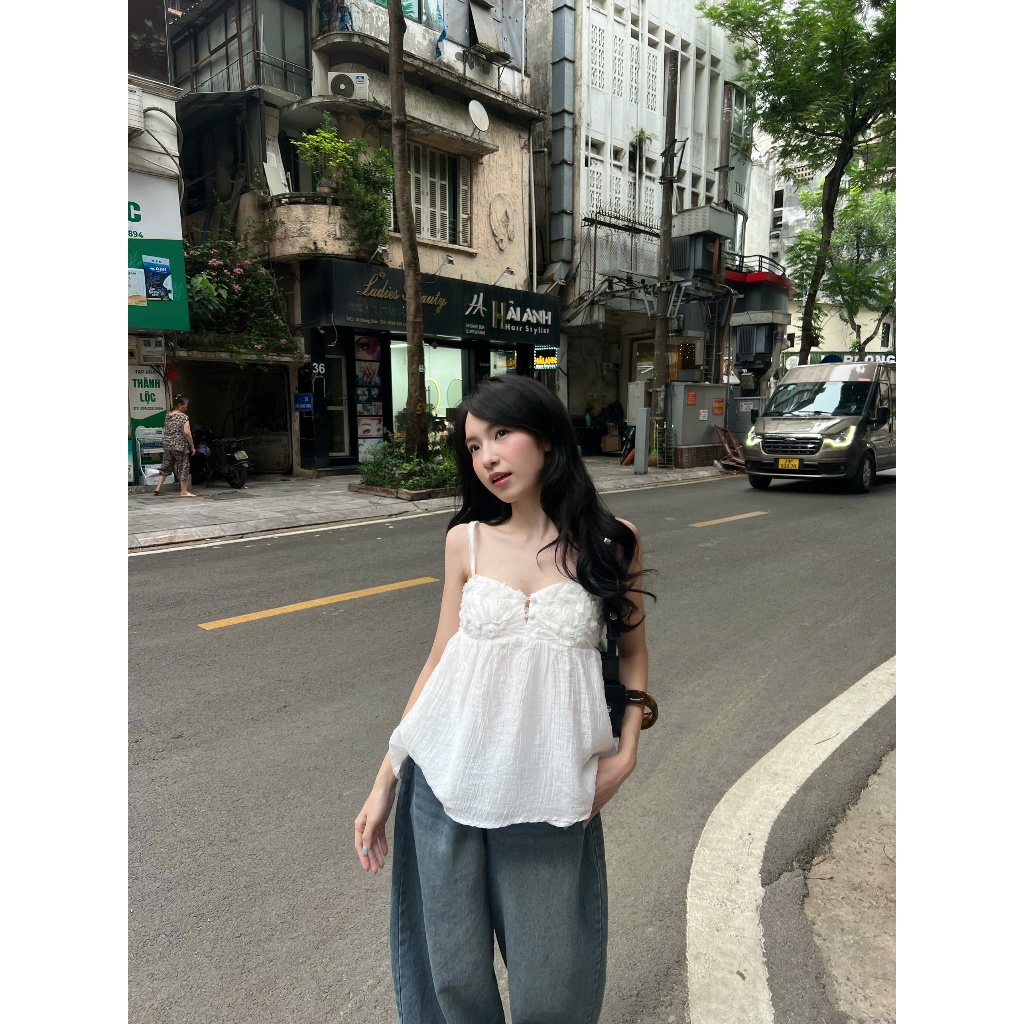 Joy Top (TSW) Áo 2 dây voan tơ hoa nổi Nữ the.sweaterweather