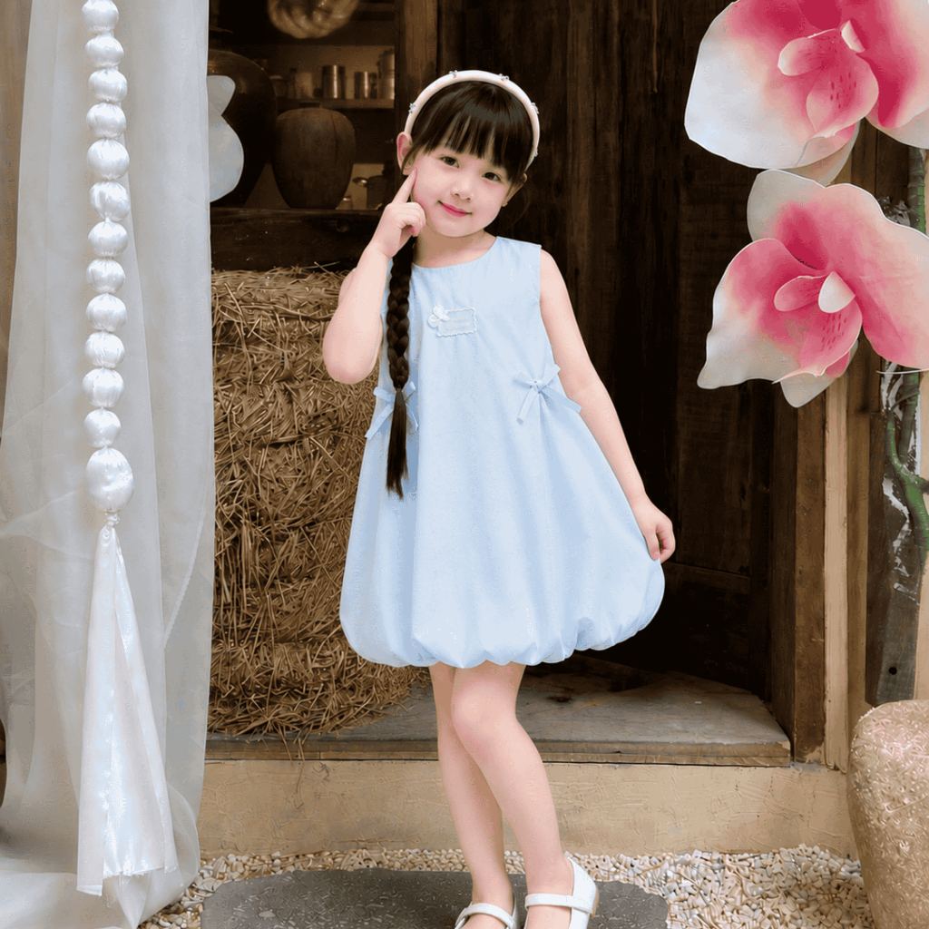 Váy bé gái dáng bí sát nách màu xanh pastel đính nơ, đầm trẻ em vải cotton mềm mại, váy mùa hè cho bé S21