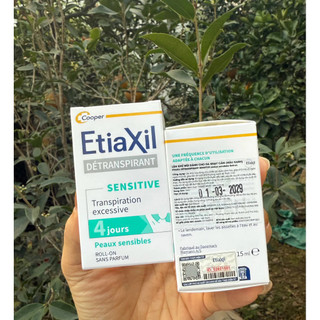 Lăn khử mùi Etiaxil Detranspirant hỗ trợ khử mùi, ngăn mồ hôi, không bết dính, không ố vàng áo 15ml