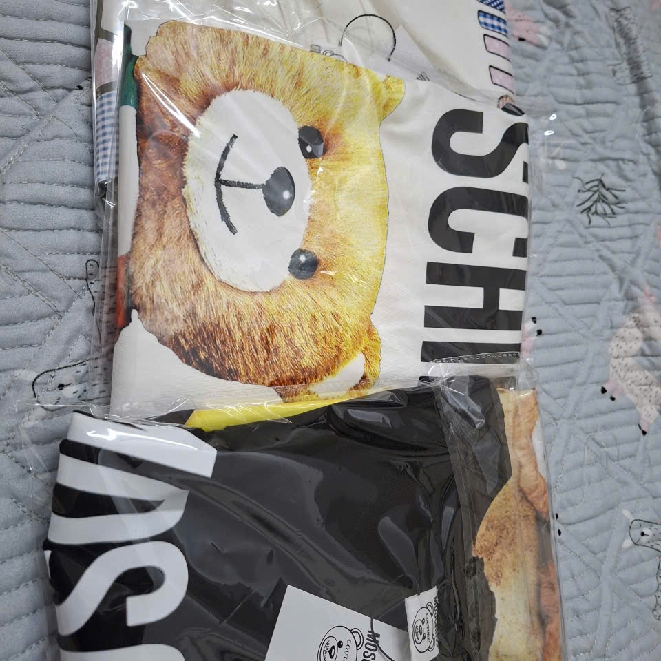 100% Cotton Áo thun unisex mặc được cả nam nữ Moschino Bear Cotton fom rộng oversize