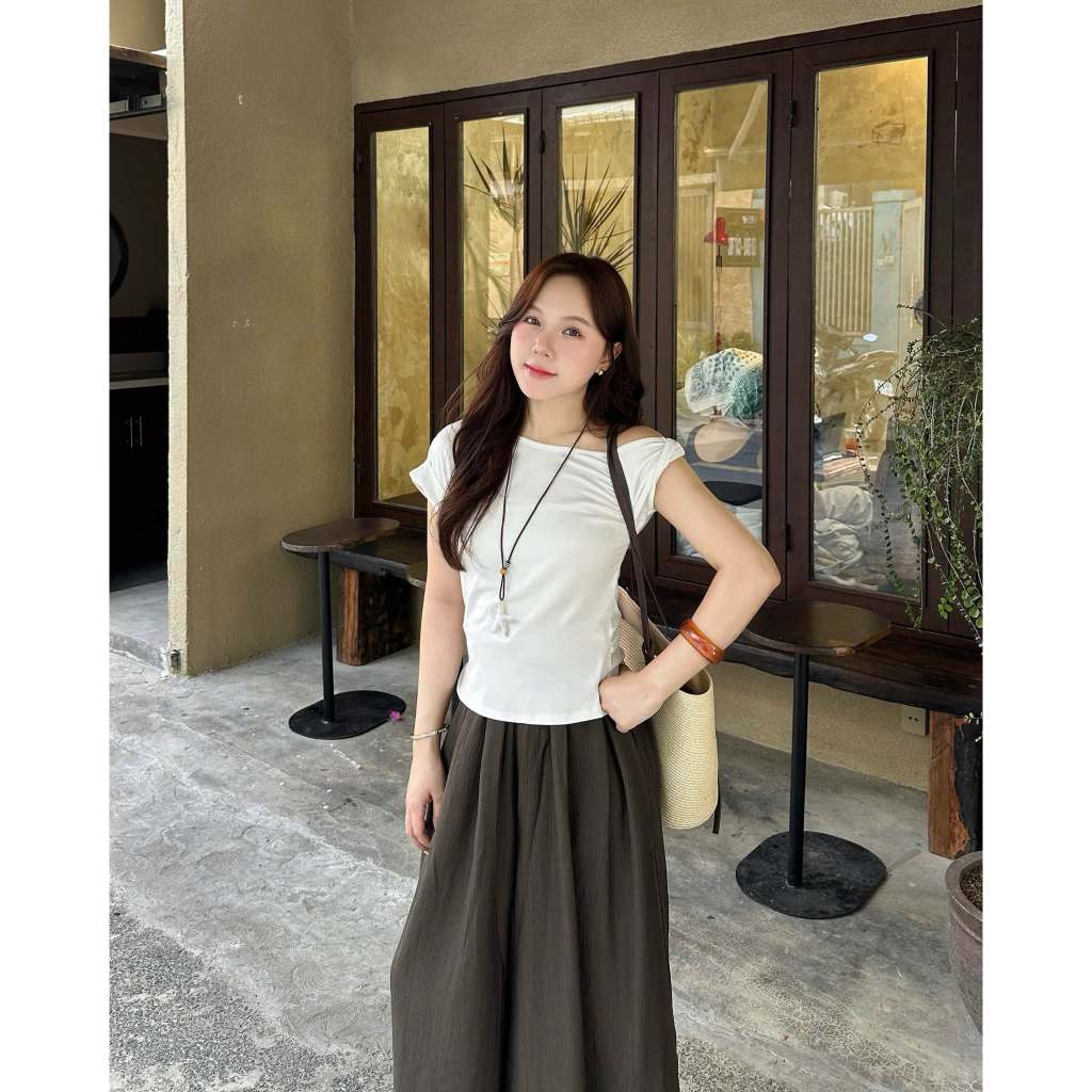 Áo thun lệch vai trơn xoắn tay XONXENSHOP