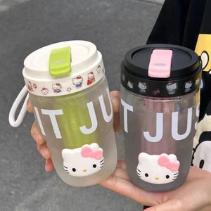 Bình nước nhựa 550ml có lõi lọc trà phong cách hoạt hình dễ thương tặng sticker và miếng dán 3D MUN STORE BNKITTY57