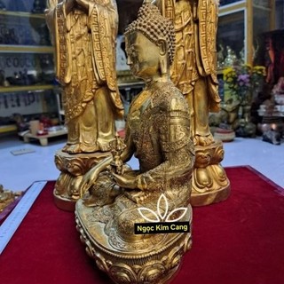 Tượng Bất Động Phật