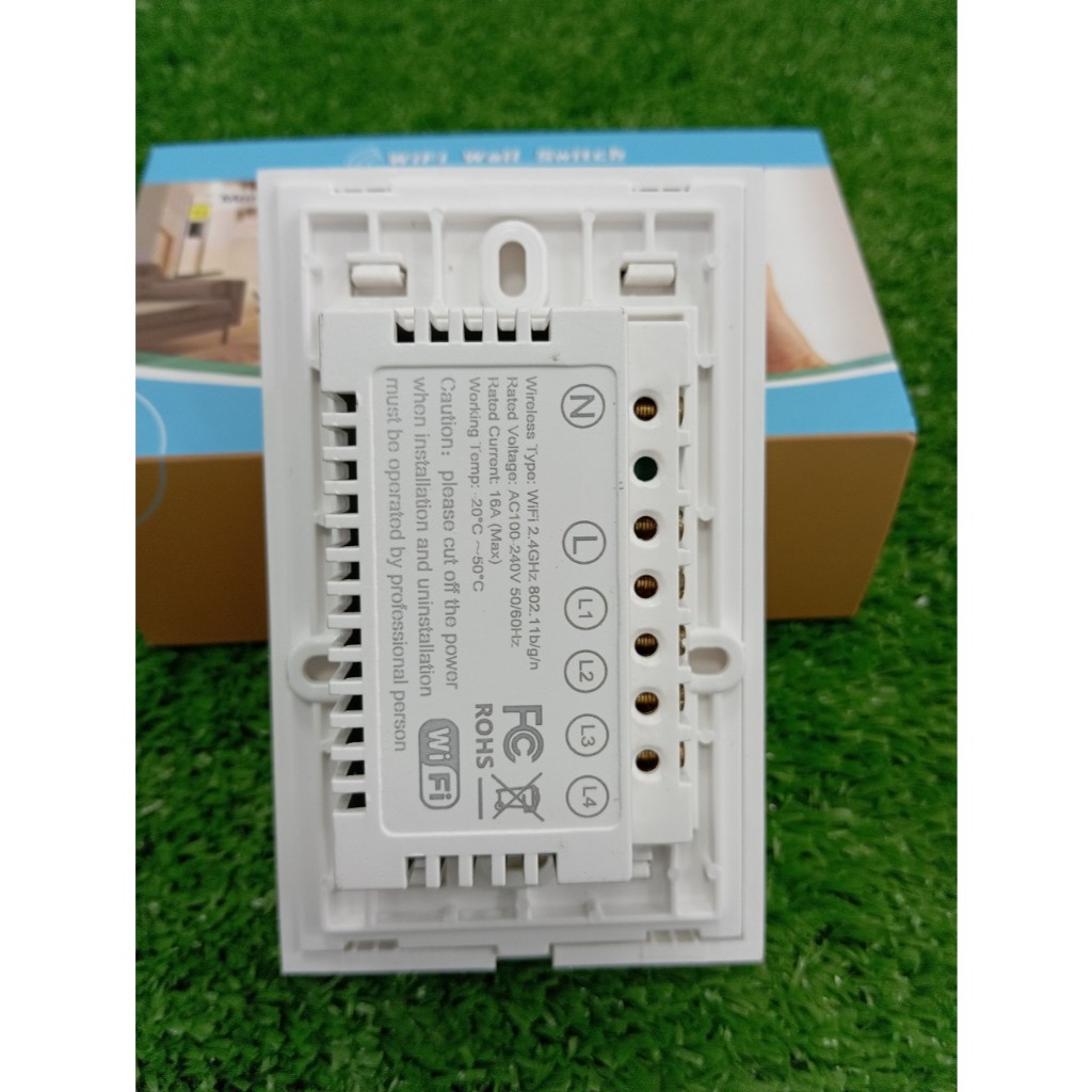 Công Tắc Wifi Tuya Smart Cảm Ứng 3 Nút Hình Chữ Nhật 3 Gang màu đen