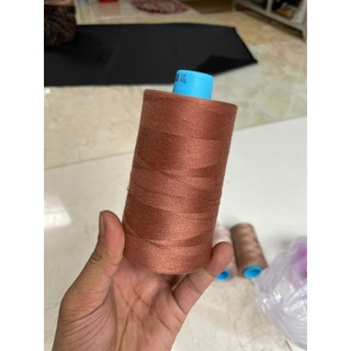 Chỉ May Công Nghiệp 40/2 5000m Cuộn Sợi Độ Bền Cao Nhiều Màu Cho Áo Khoác Quần Tây Chăn Mền Chimaymac Chimaycongnghiep