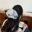 1 cái kẹp càng cua 3 răng nửa đầu phía sau tone xanh ngọc họa tiết trái tym