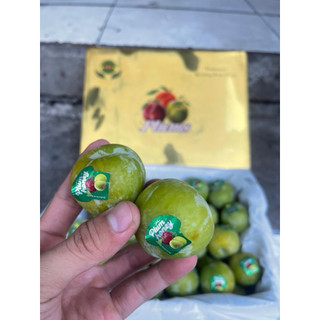 Thùng mận 2kg nét giòn ngọt