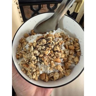 Muối Lạc Vừng Chay Vừng Đen Rang Bếp Củi Giã Tay Hũ 500gr - Thơm Bùi, Ăn Cơm,Xôi, Rau Luộc