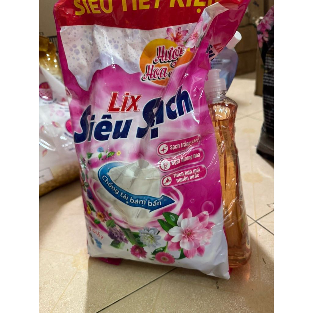 (Bột 2.4kg) Bột giặt lix 2,4kg hương hoa tăng gấp đôi sức mạnh lưu hương - LIXBG