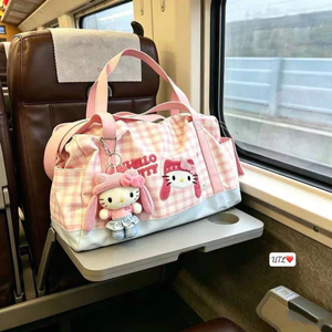 Túi du lịch Hello Kitty size 39x16x25cm