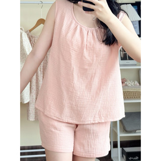 Đồ ngủ nữ áo sát nách quần đùi – Pyjama áo ba lỗ vải xô muslin trơn | KNG.studio (Tặng kèm dây buộc tóc scrunchies)
