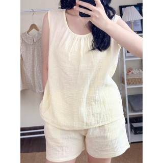 Đồ ngủ nữ áo sát nách quần đùi – Pyjama áo ba lỗ vải xô muslin trơn | KNG.studio (Tặng kèm dây buộc tóc scrunchies)