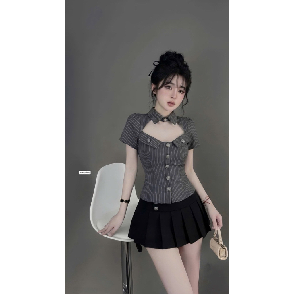 Set áo kẻ mix chân váy xếp li phối cúc siu chất