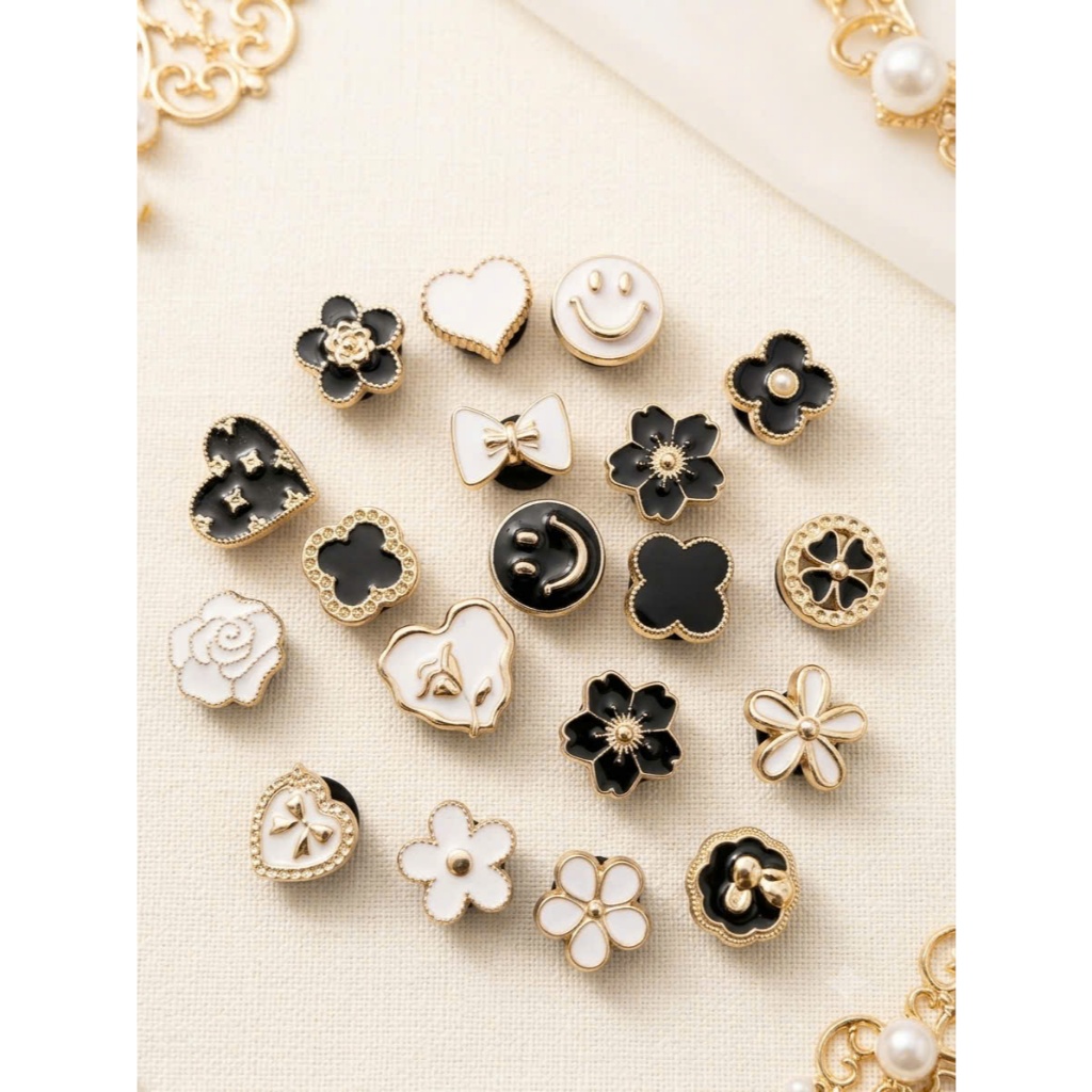 Set 10 charm gắn dép crocs sẵn nút, charm dép, sticker dép crocs gấu nâu