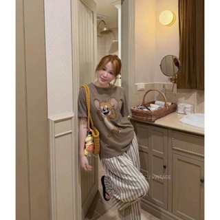Áo Thun Nữ Jerry Màu Nâu Basic QCCC Cao Cấp