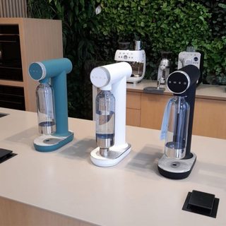 HCM Máy tạo nước có ga (soda) SMEG SKC01 cao cấp sang trọng, giúp giảm cân, tốt cho sức khỏe GermanySNT