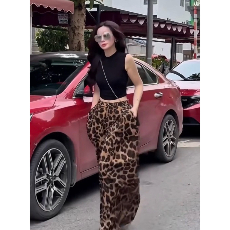 Set Đồ Nữ Da Báo Cá Tính Áo Croptop Đen Kèm Quần Suông Ống Rộng Thời Trang Hàn Quốc New 2026