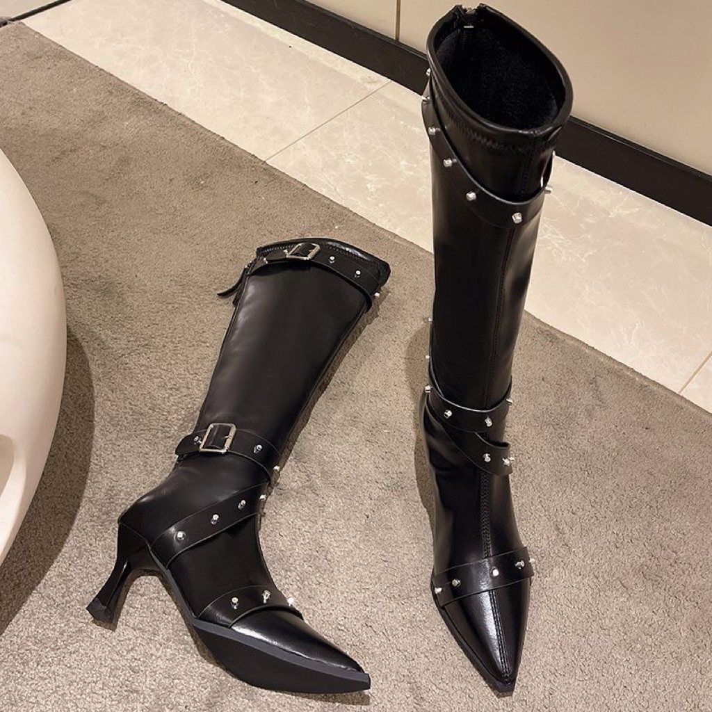 (Sẵn trắng 35,37) Boots Da Nữ Cao Gót Mũi Nhọn QC Đính Đá Cá Tính Phong Cách Ulzzang cc