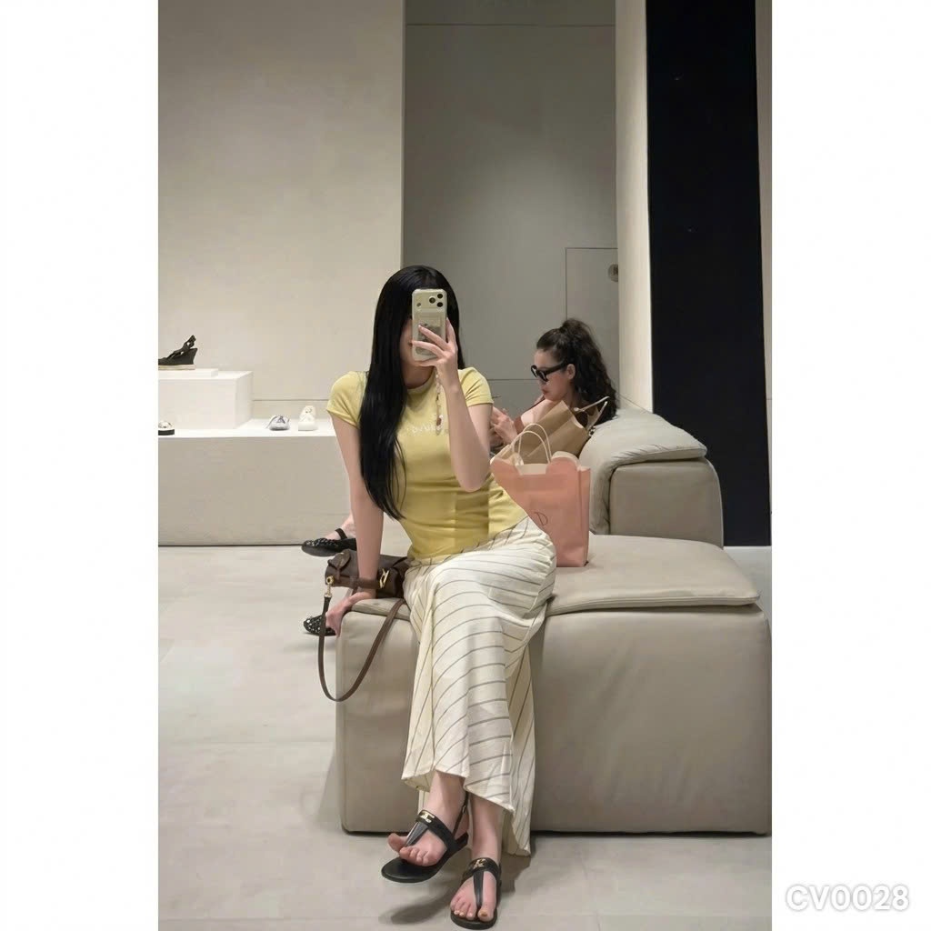 Chân váy kẻ chéo dáng dài đuôi cá khóa sườn HiNa QCCC QCL1 CV0028 #1205