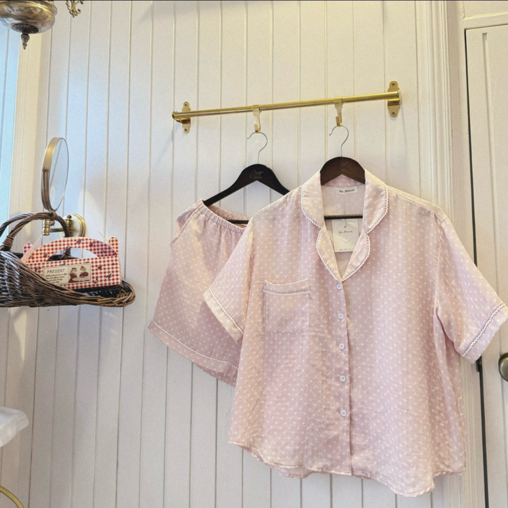 [THE RIBBON CLUB] QiXi Homewear Bộ Đồ Ngủ Nữ Chấm Bi Hồng Pastel