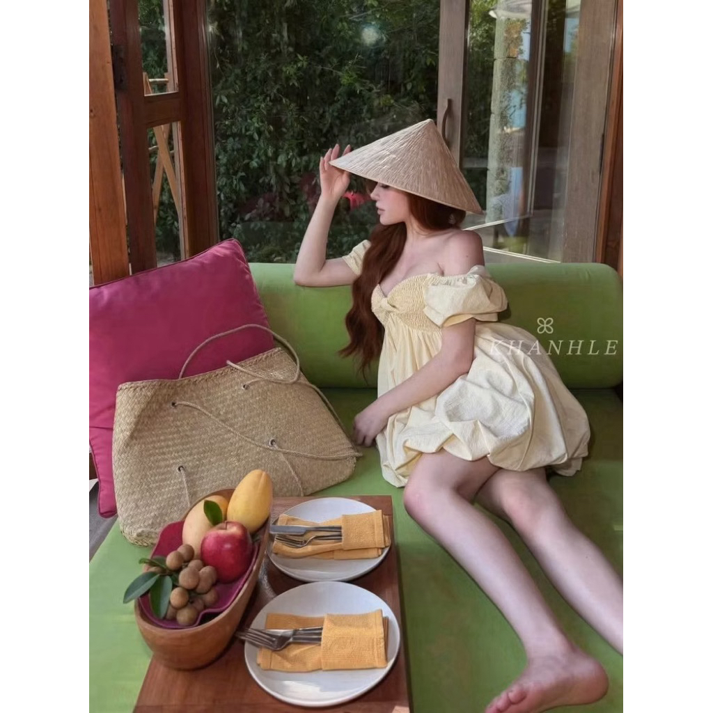 Váy Bí Phồng Gió Nhăn Nhún Chun Nguc Cổ V Dáng Bí Phồng Almira | BigBuy360 - bigbuy360.vn
