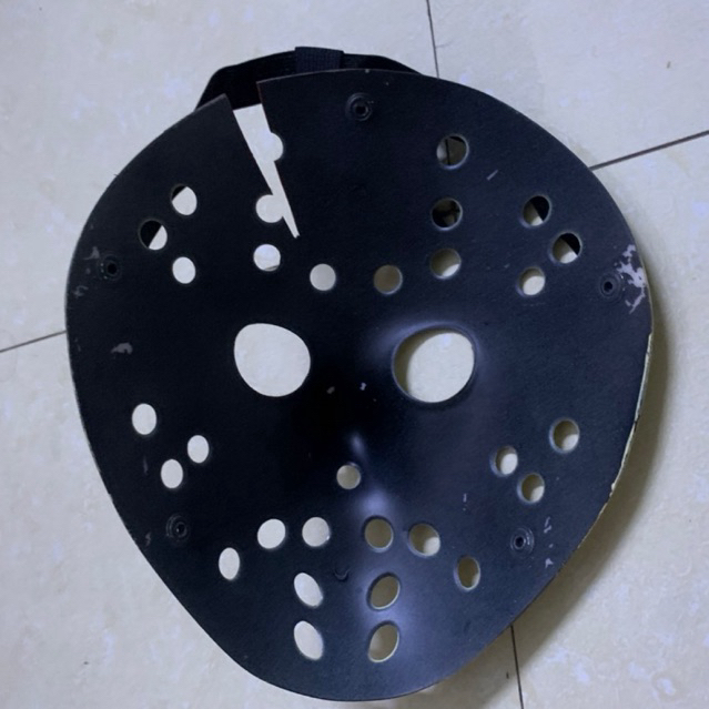 Mặt nạ Jason trong phim Thứ Sáu ngày 13 Phần 4