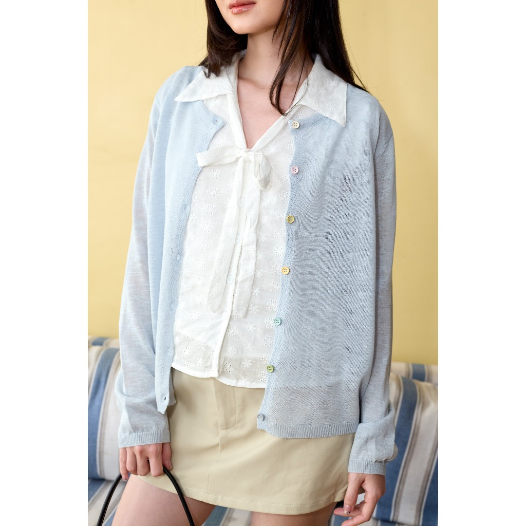 Áo sơ mi nữ chất vải xô thêu hoa Juvia Miều Est.2013 cổ bẻ tay ngắn dáng ôm phối nơ thanh lịch