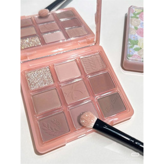 (SALE OF 48B) BẢNG PHẤN MẮT 9 Ô HOLD LIVE PARIS GARDEN 13.7G