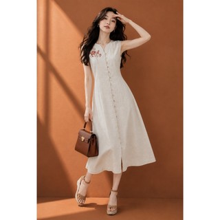 SWANLAKE | Váy Đầm Nữ Suông Dài Sát Nách Cài Nút Cổ Chữ V Vải Linen Thêu Hoa Công Sở Dạo Phố D13735