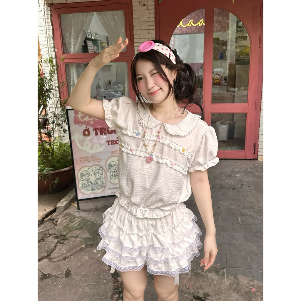 Áo Umi Babydoll kiểu Polo Phối Chun - Thiết Kế Dễ Thương Với Chi Tiết Ren Và Họa Tiết Hoa /TM/ | BigBuy360 - bigbuy360.vn