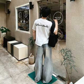 Áo Thun Boxy Unisex DYLHEAR Local Brand In Chữ Streetwear Form Rộng 100% Cotton Thoáng Mát BX08