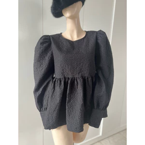 Váy babydoll tay phồng đen họa tiết nổi form xòe cao cấp 2hand