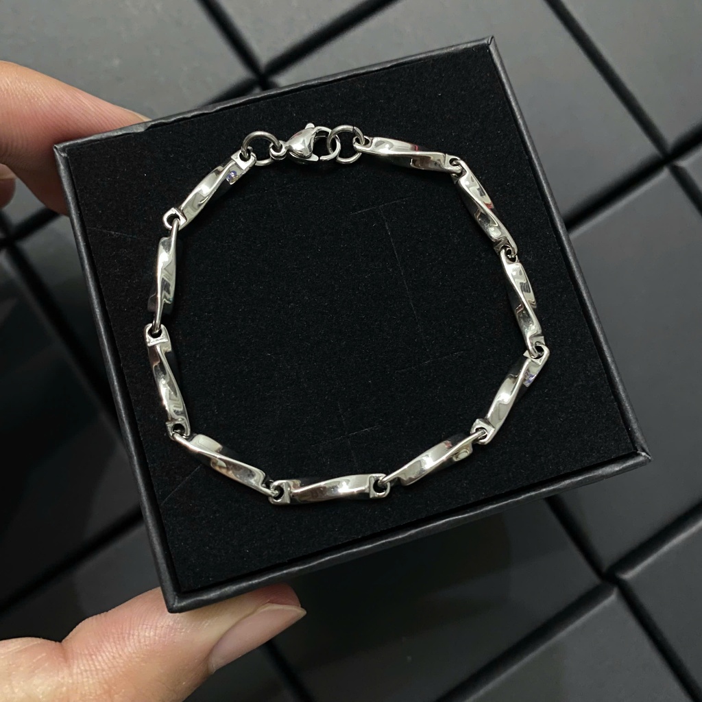 Vòng Tay Titan Nam Nữ HTH Unisex - Lắc Tay Titan Không Gỉ Dạng Mắt Xích Xoắn Phong Cách Hàn Quốc