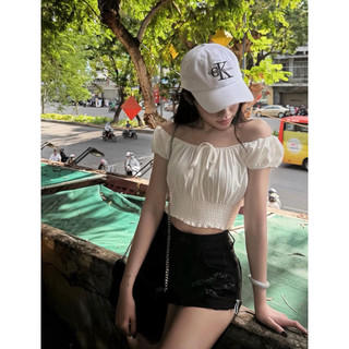 𝑪𝒉𝒐𝒄𝒐• Short Jeans Rách 2 Bên Gấp Gấu