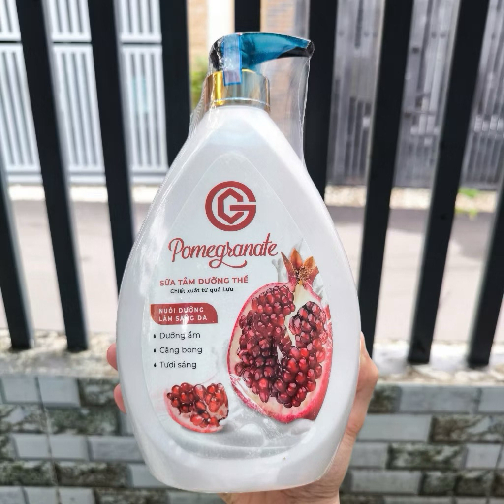 SỮA TẮM DƯỠNG DA MIRACLE HƯƠNG NƯỚC HOA CAO CẤP 1000ML