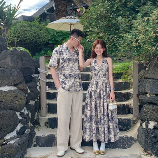 Set Đồ Đôi Nam Nữ Couple Đi Biển Du Lịch Váy Yếm Cổ V Dáng Xòe & Áo Sơ Mi Họa Tiết Vintage 88005