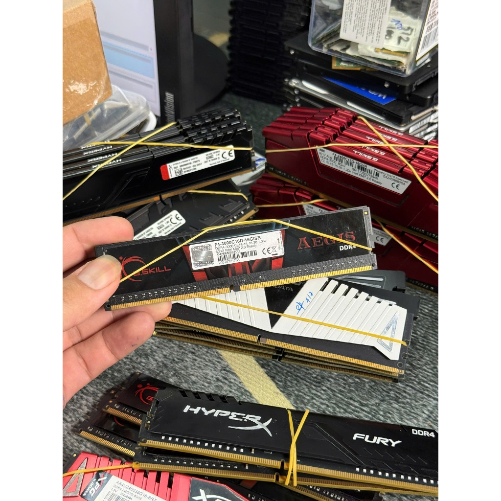 Ram DDR4 (PC4) 8gb, 4gb bus 2666, 2400 và 2133, ram tháo máy có tản nhiệt, bảo hành 12 tháng ( giao hãng ngẫu nhiên) | BigBuy360 - bigbuy360.vn